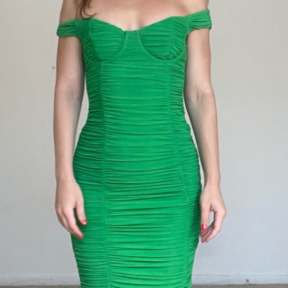 Tabitha Midi Dress | Majorelle | Revolve| Kelly Green | XXS - Picture 2 of 5